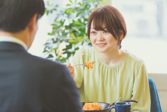 【婚活成功の秘訣】男女で異なる「好きになる理由」の科学